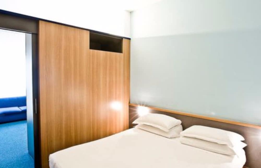 Hotel Ripa Roma 8