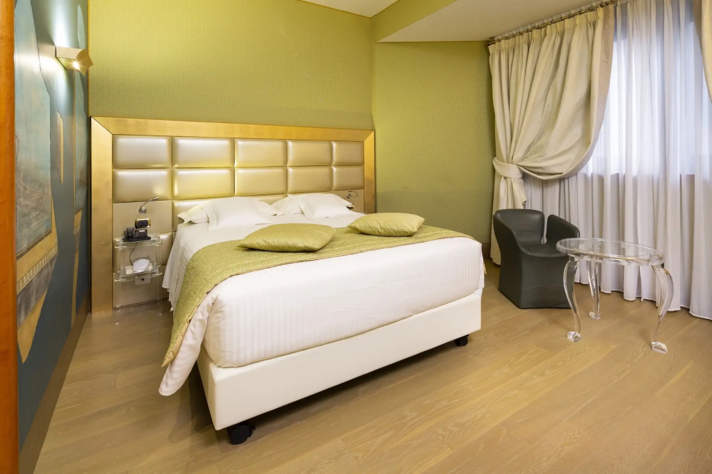 Rubens Hotel 24