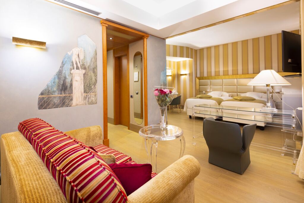 Rubens Hotel 12
