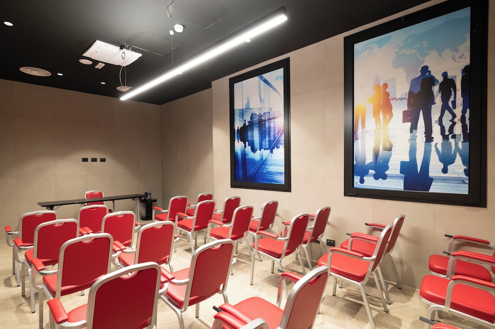Smart Hotel Central Station 23
