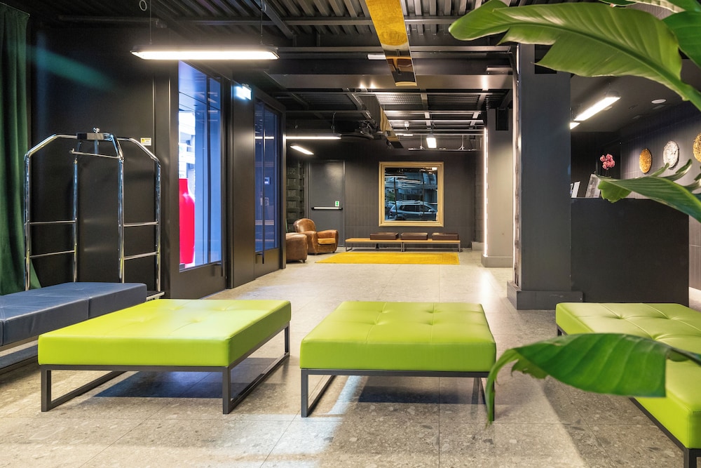 Smart Hotel Central Station 21