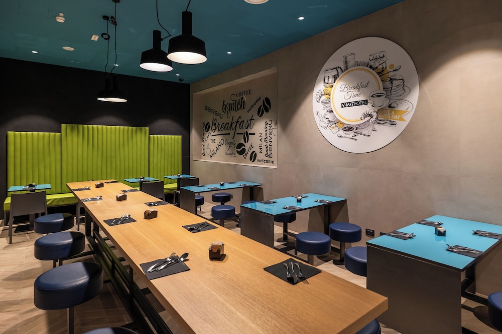 Smart Hotel Central Station 17