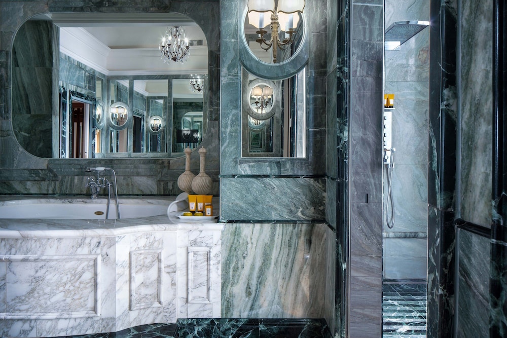The St. Regis Rome 24