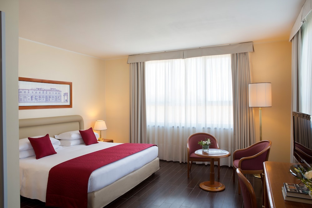 Starhotels Business Palace 19