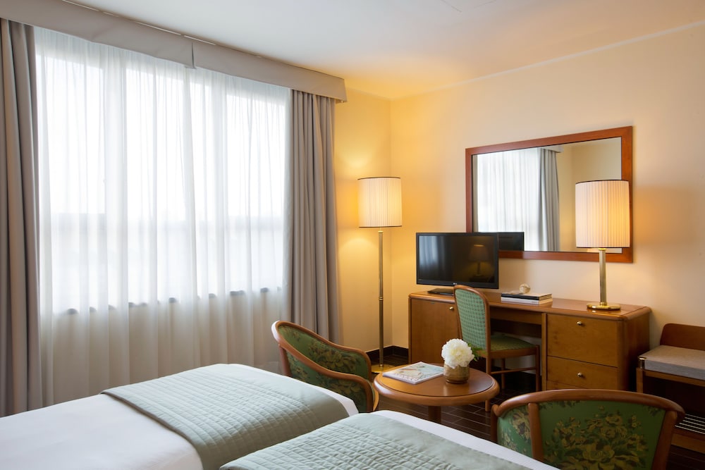 Starhotels Business Palace 23
