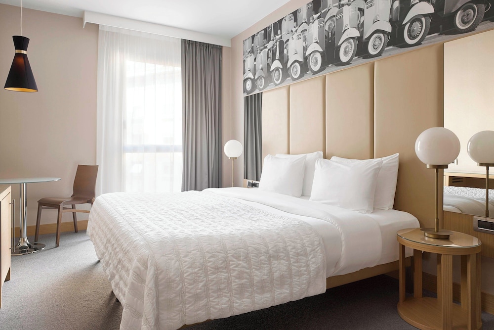 Le Meridien Visconti Rome 10