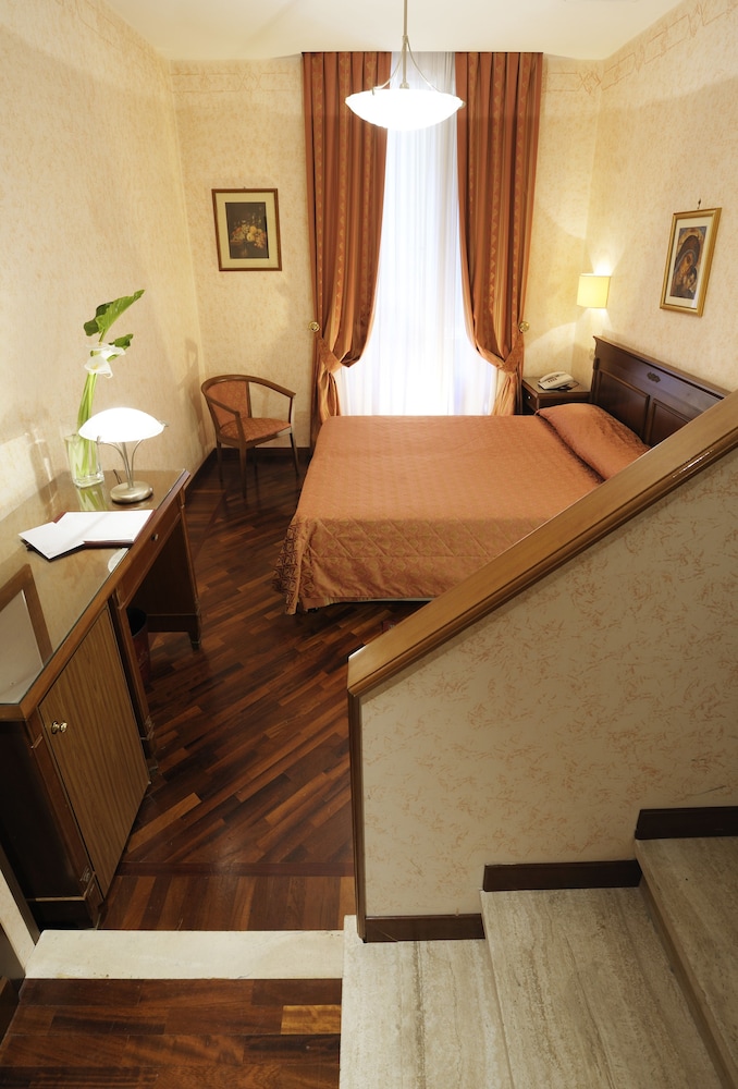 Hotel Torino 5