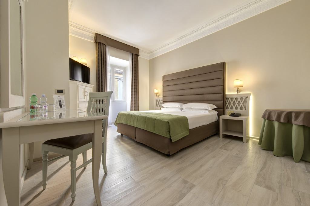 The Bailey's Hotel 7