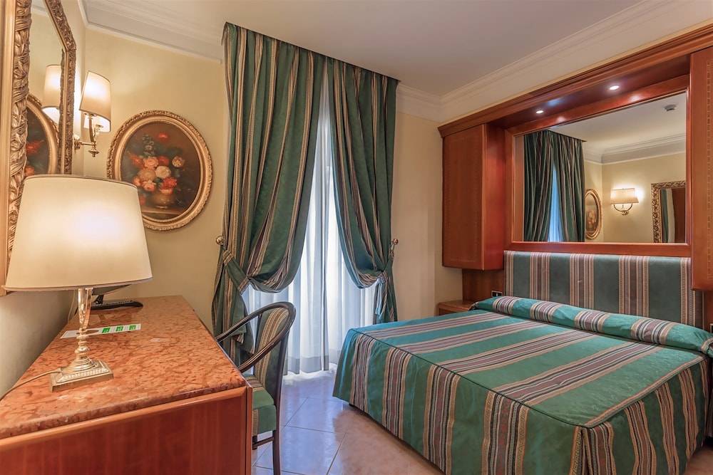Hotel Luce 9