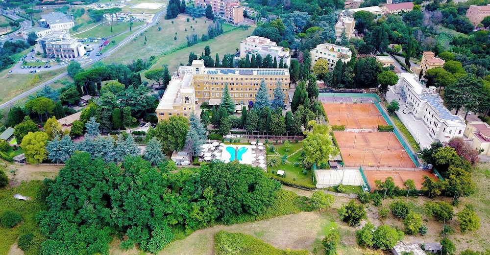 LH Hotel Excel Roma Montemario 1