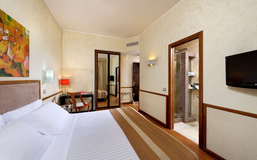 Best Western Hotel Piccadilly 6