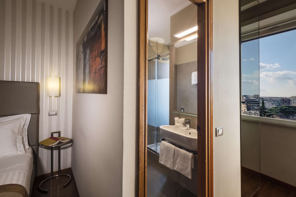 Best Western Hotel Piccadilly 24