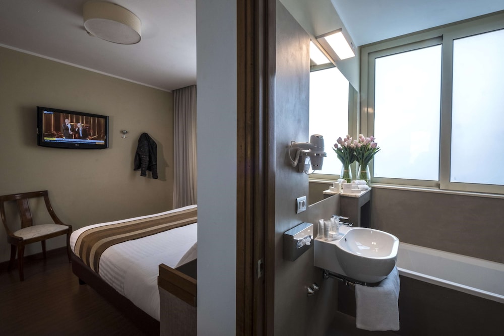 Best Western Hotel Piccadilly 22