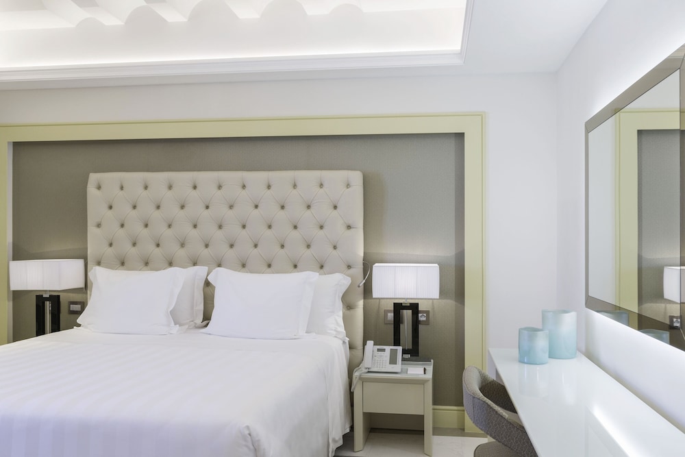 Aleph Rome Hotel, Curio Collection by Hilton 13