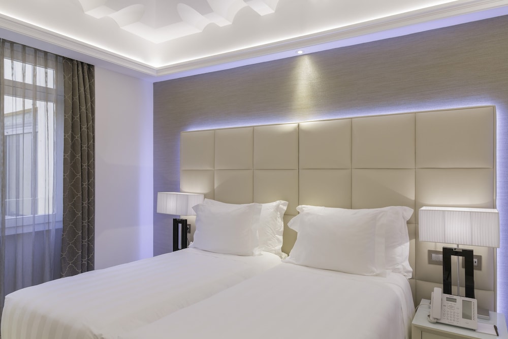 Aleph Rome Hotel, Curio Collection by Hilton 16