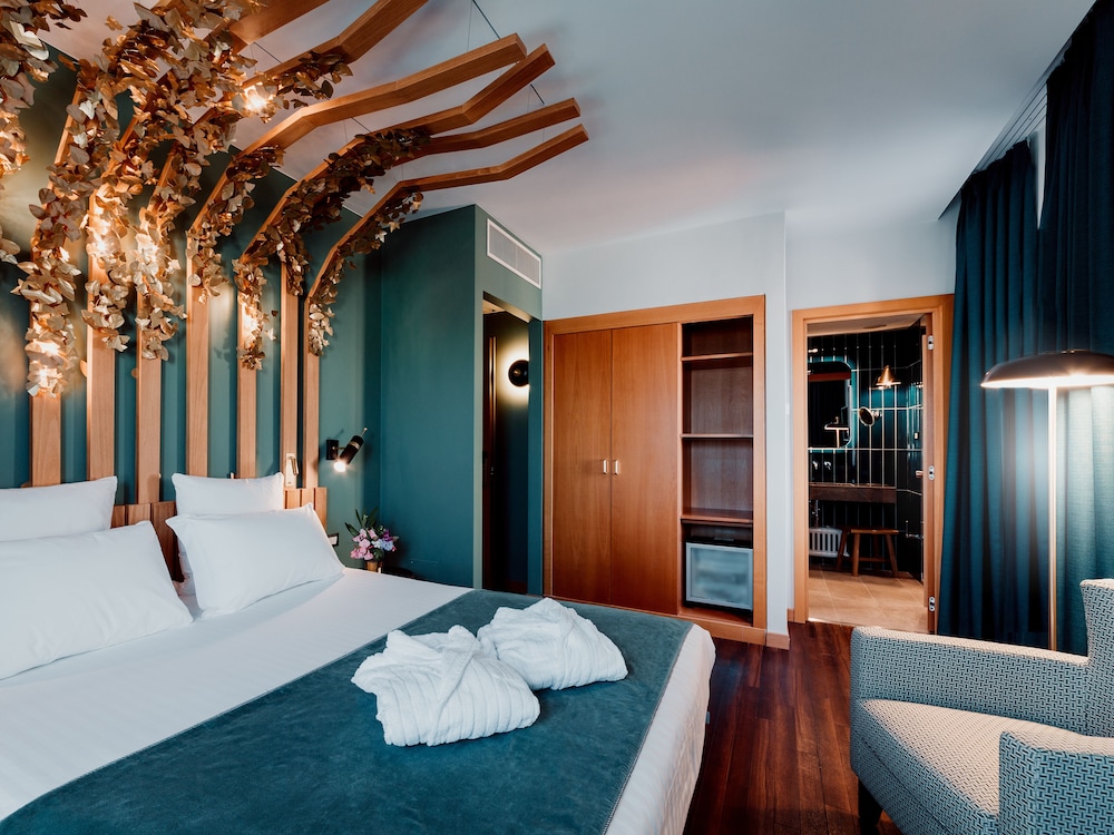 Mercure Roma Corso Trieste 8