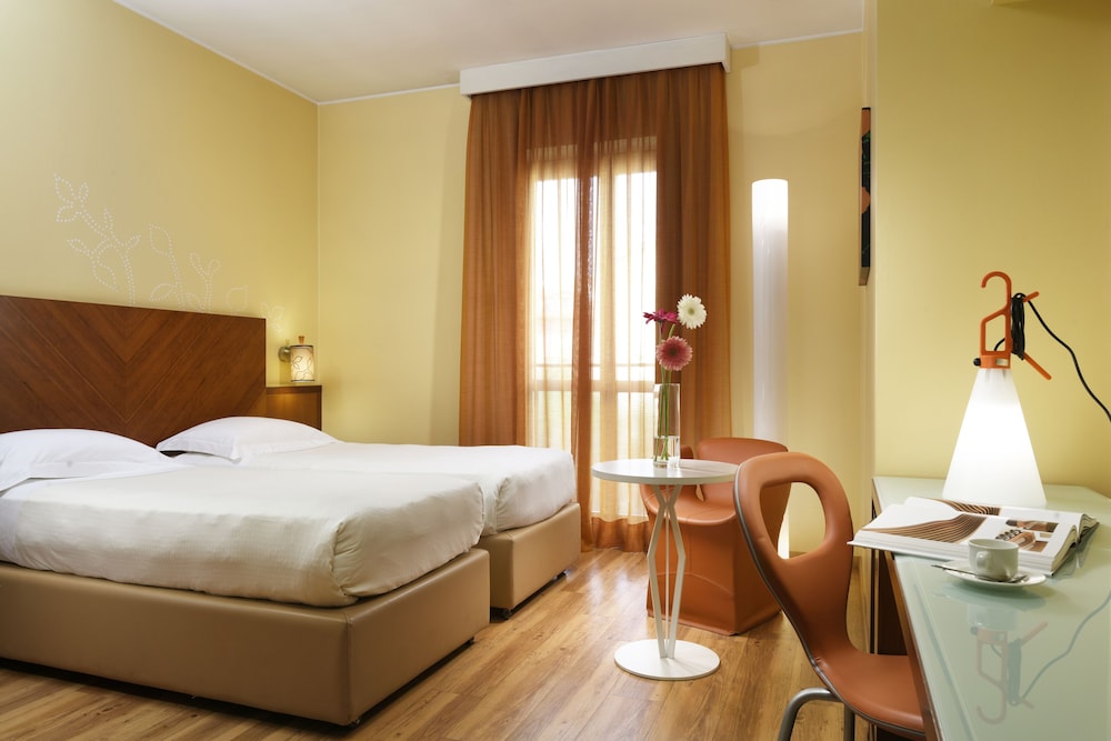 UNAHOTELS Mediterraneo Milano 7