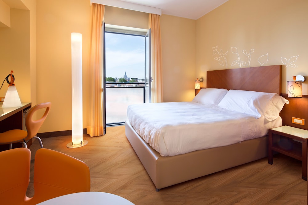 UNAHOTELS Mediterraneo Milano 18