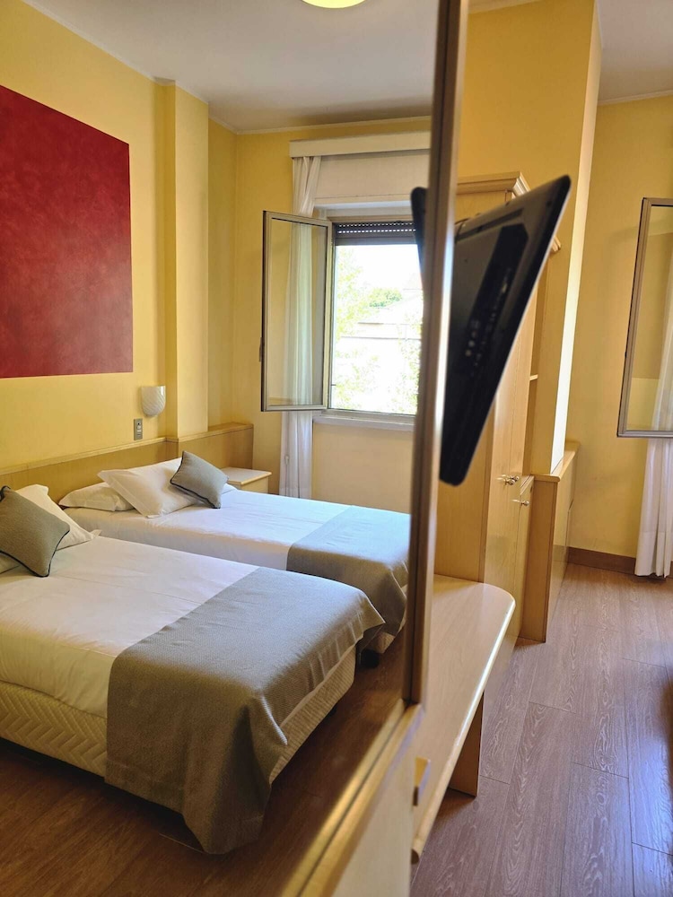 Sant'Ambroeus 5