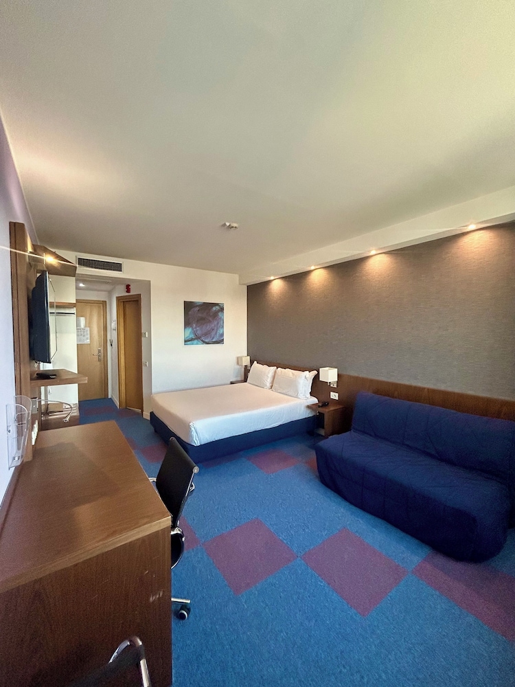 GP Hotel 19