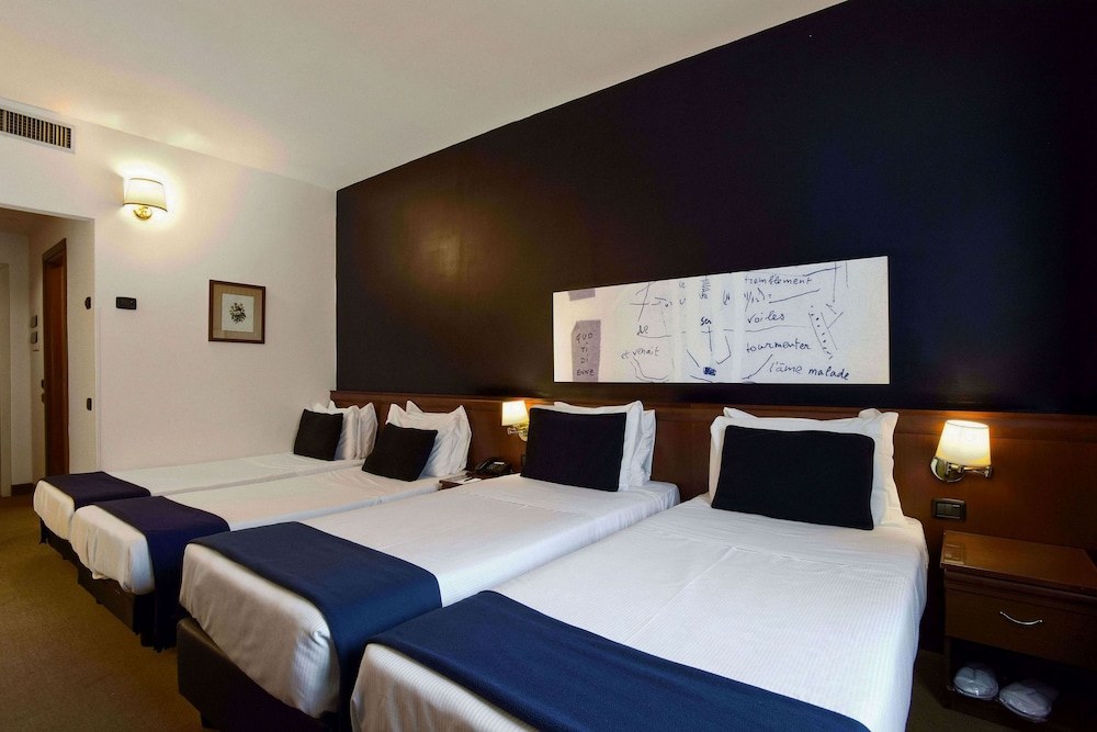 Grand Hotel Tiberio 11