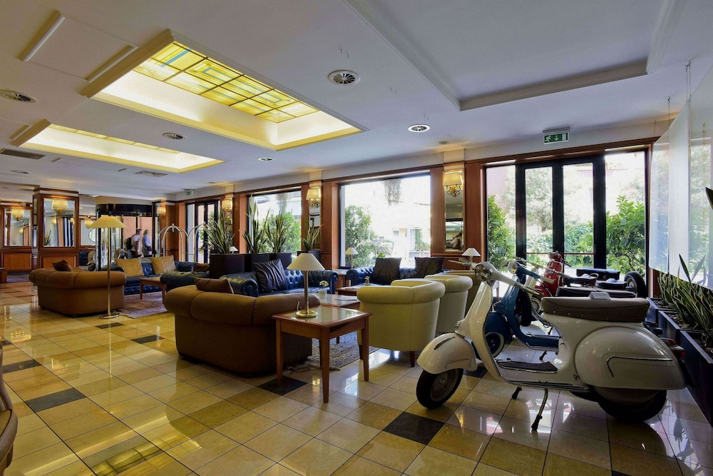 Grand Hotel Tiberio 9