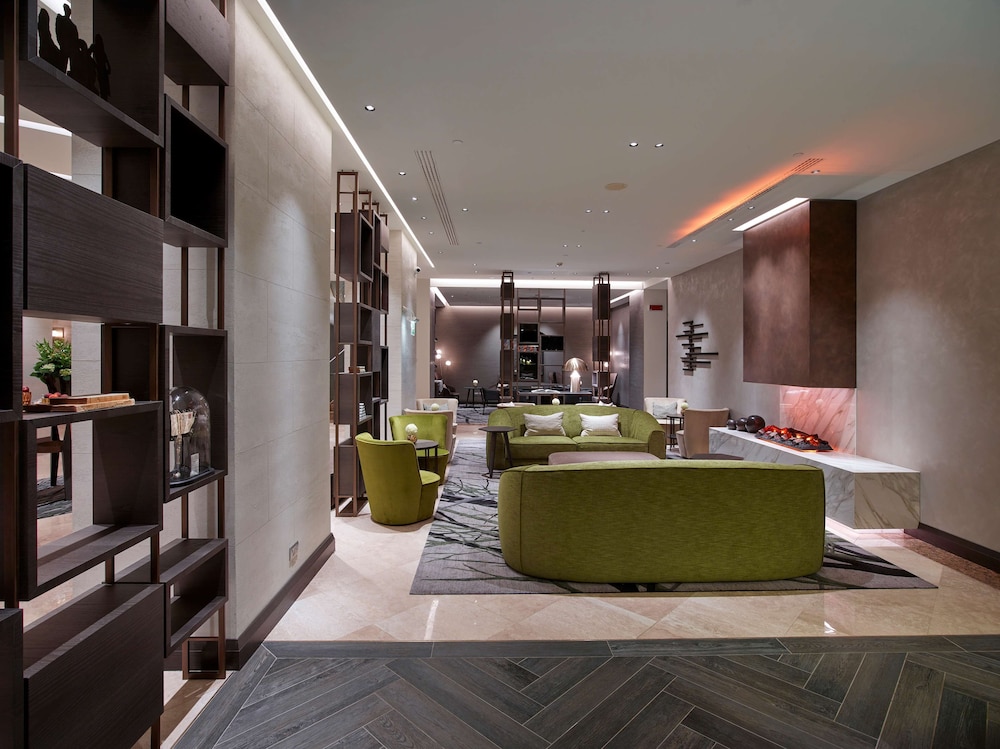 Hilton Milan 9