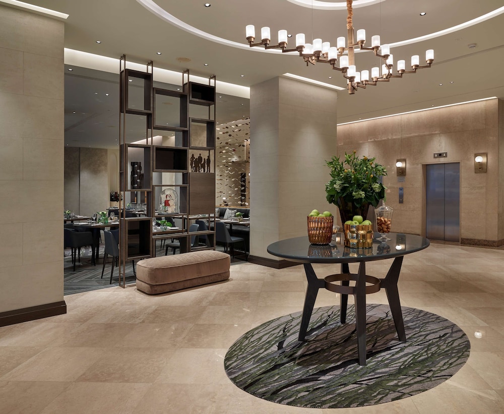 Hilton Milan 8