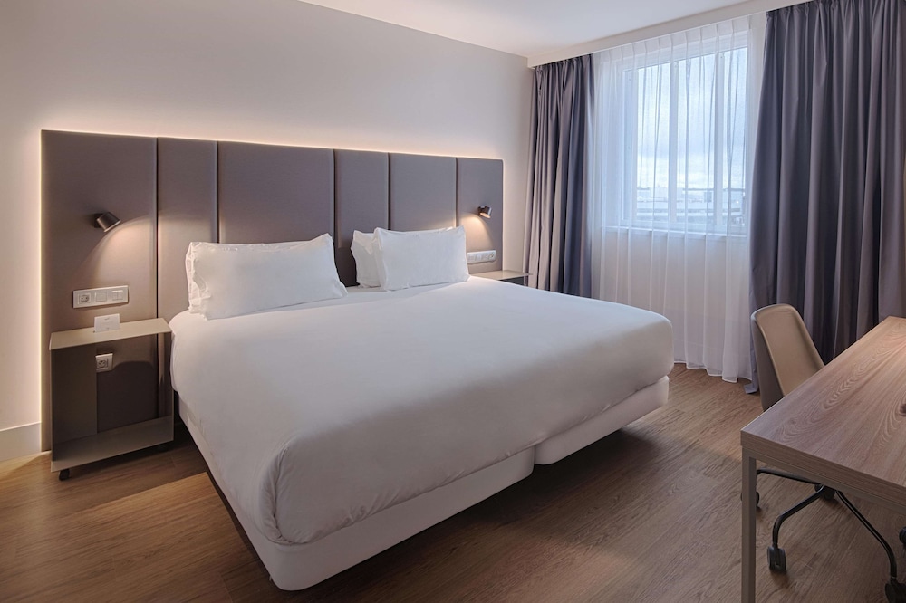 NH Roma Villa Carpegna 20