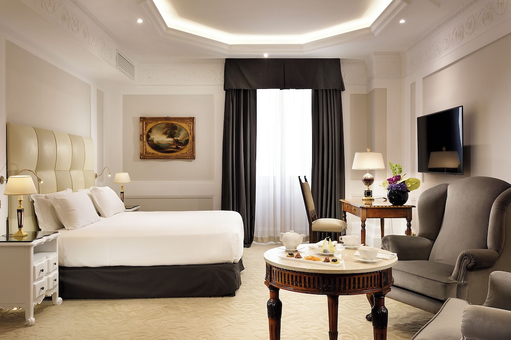 Hotel Splendide Royal Roma 21