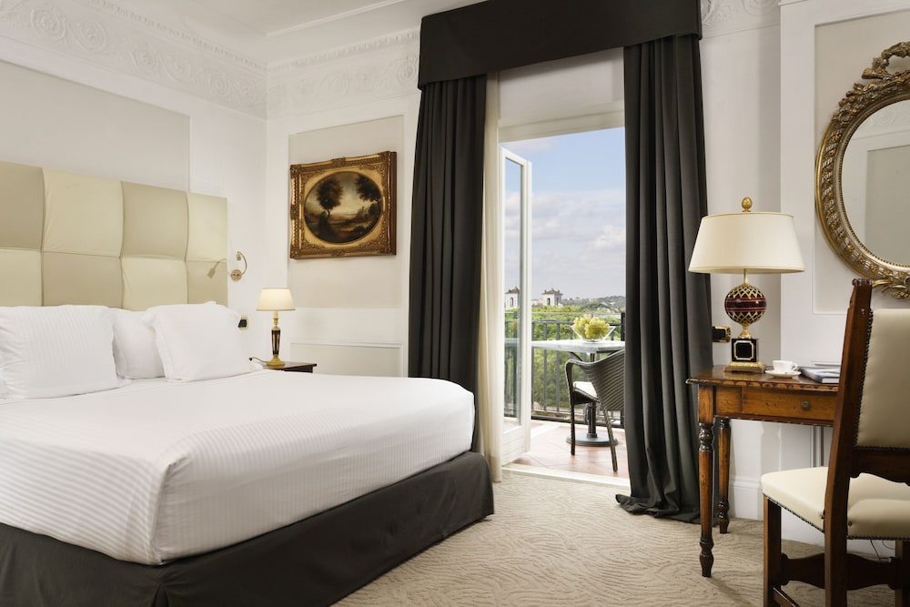 Hotel Splendide Royal Roma 12
