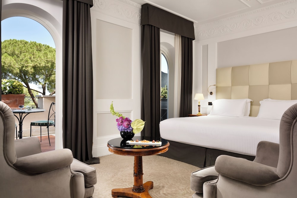 Hotel Splendide Royal Roma 23