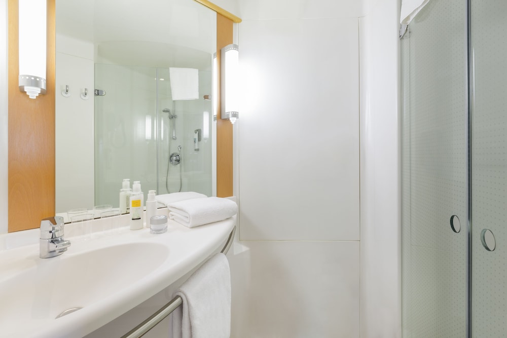 ibis Milano Ca Granda 22