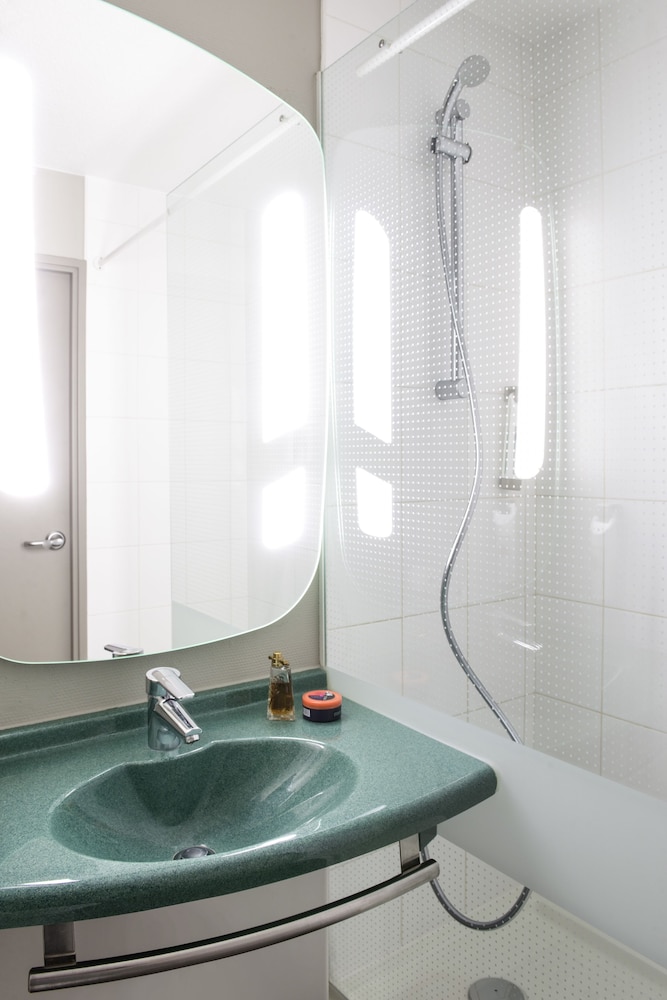 ibis Milano Ca Granda 23