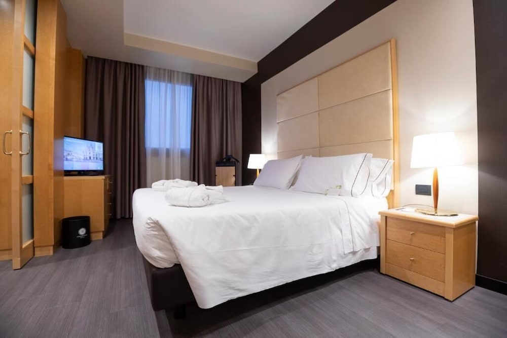CityLife Hotel Poliziano 12