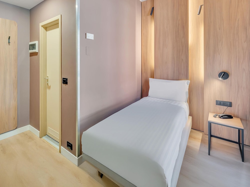 B&B HOTEL Milano Portello 23