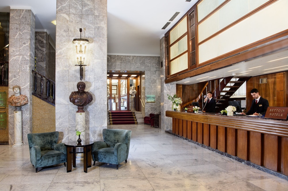 Bettoja Hotel Mediterraneo 11