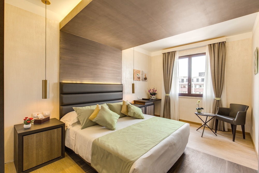 Warmth Hotel 9