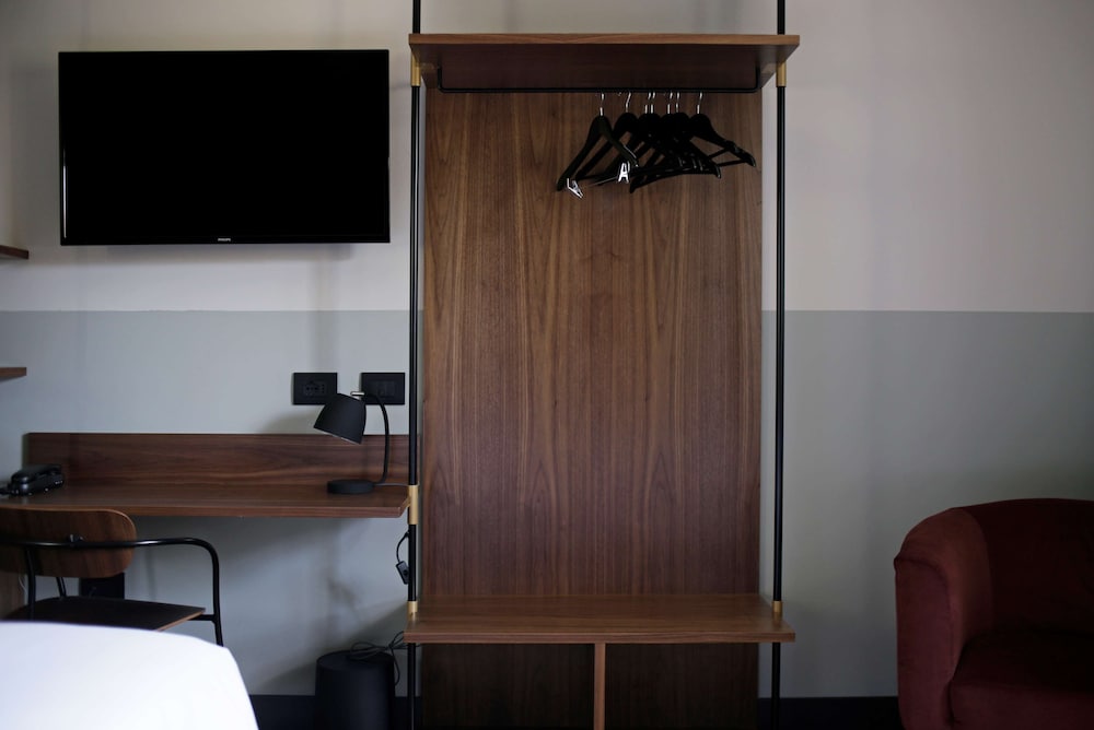 Club House Hotel 17