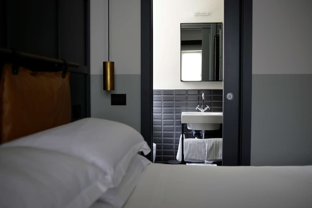 Club House Hotel 21