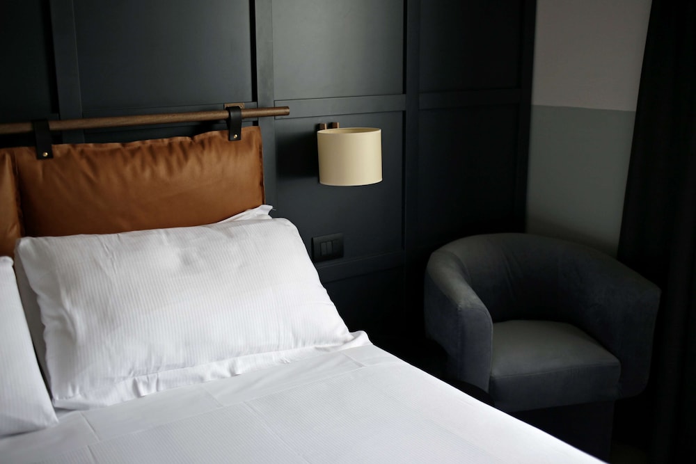 Club House Hotel 12