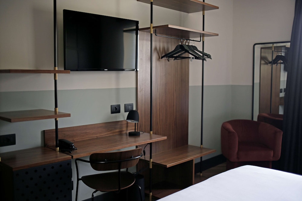 Club House Hotel 16