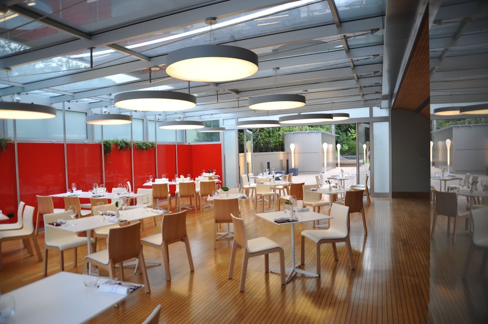 Hotel Zone 17