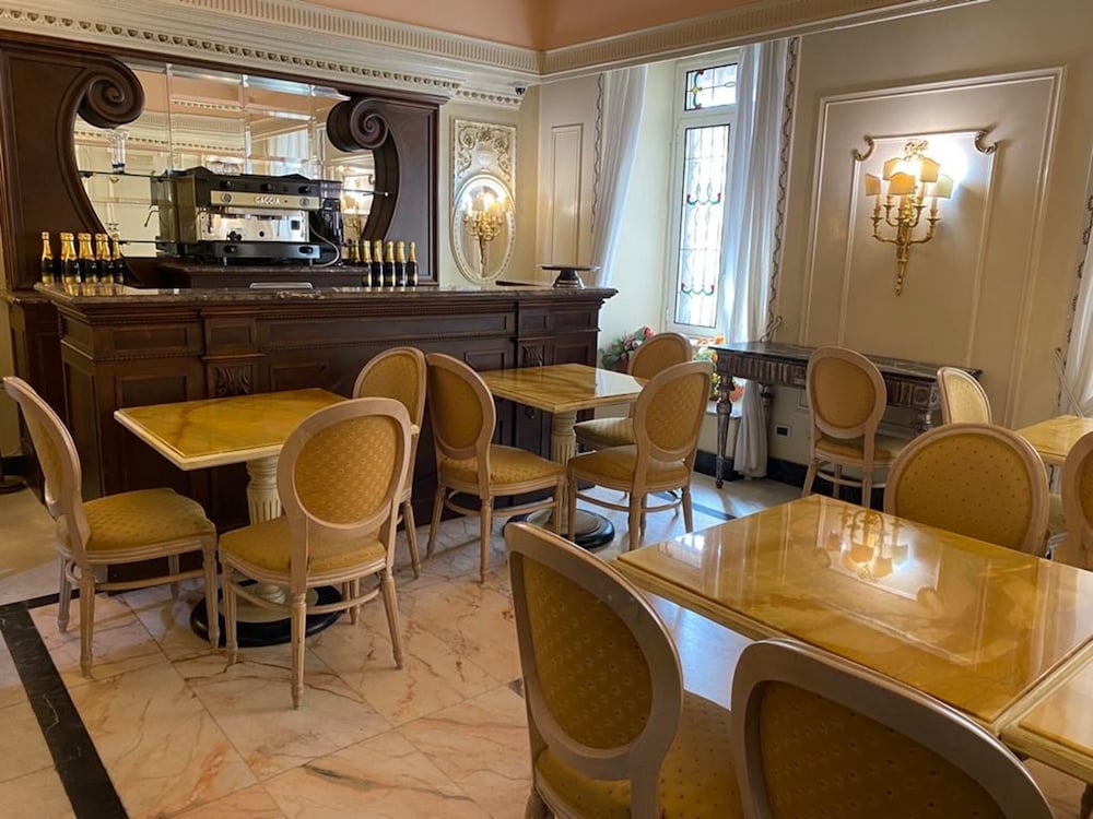 Hotel Champagne Palace 23