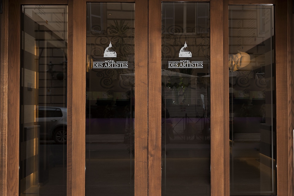 Hotel Des Artistes 2