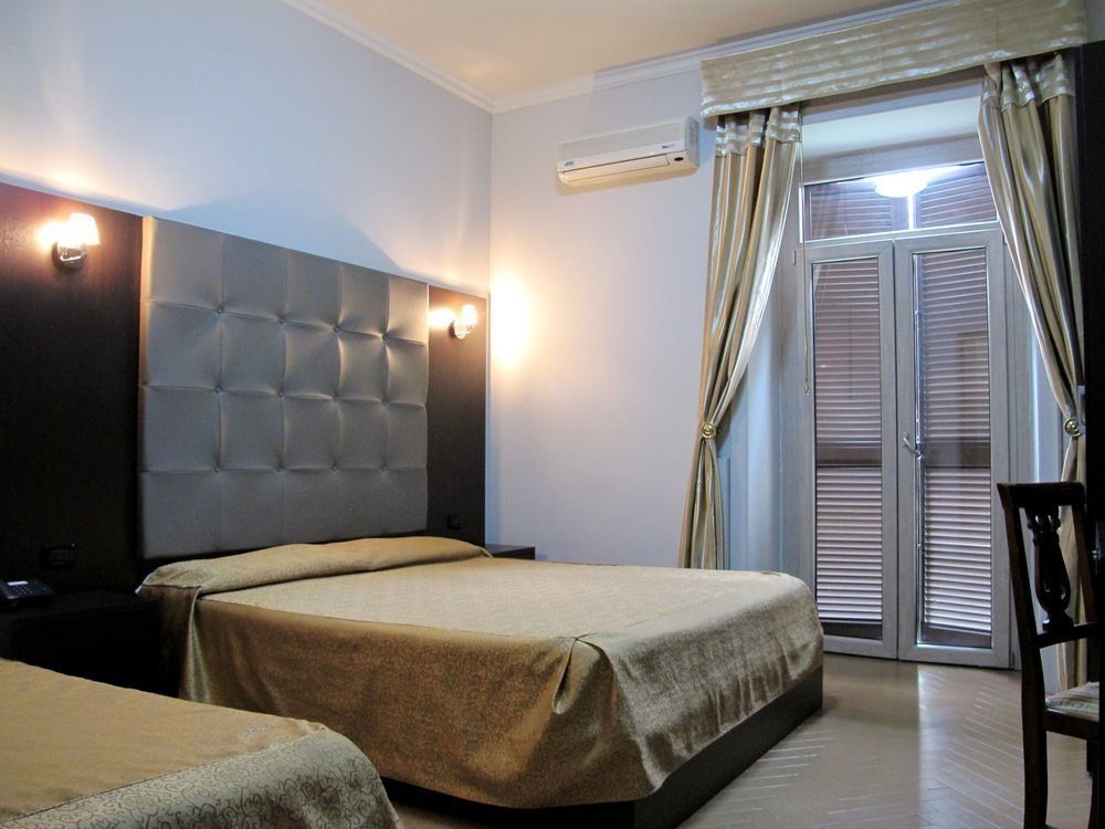 Hotel d'Este Roma 16