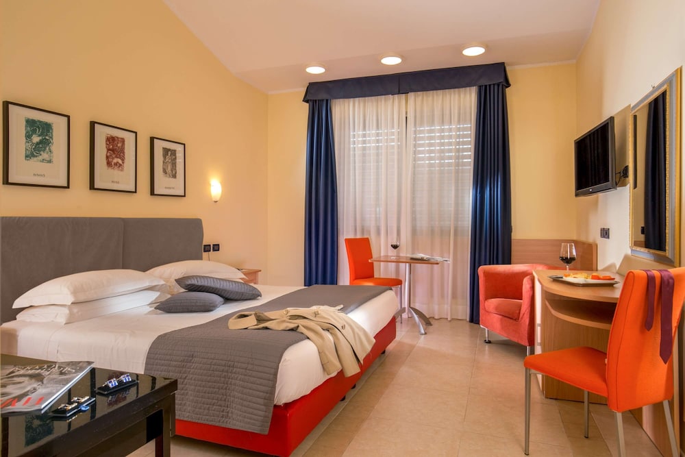 Best Western Blu Hotel Roma 24