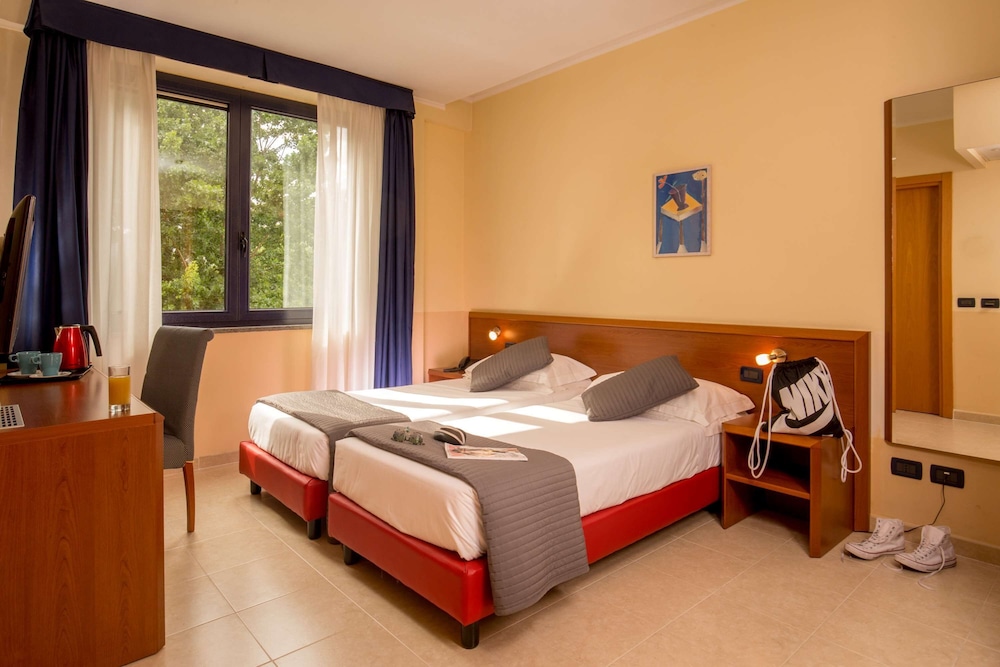 Best Western Blu Hotel Roma 18