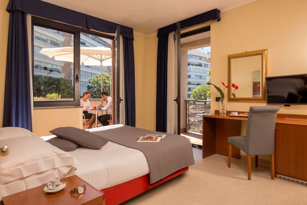 Best Western Blu Hotel Roma 15