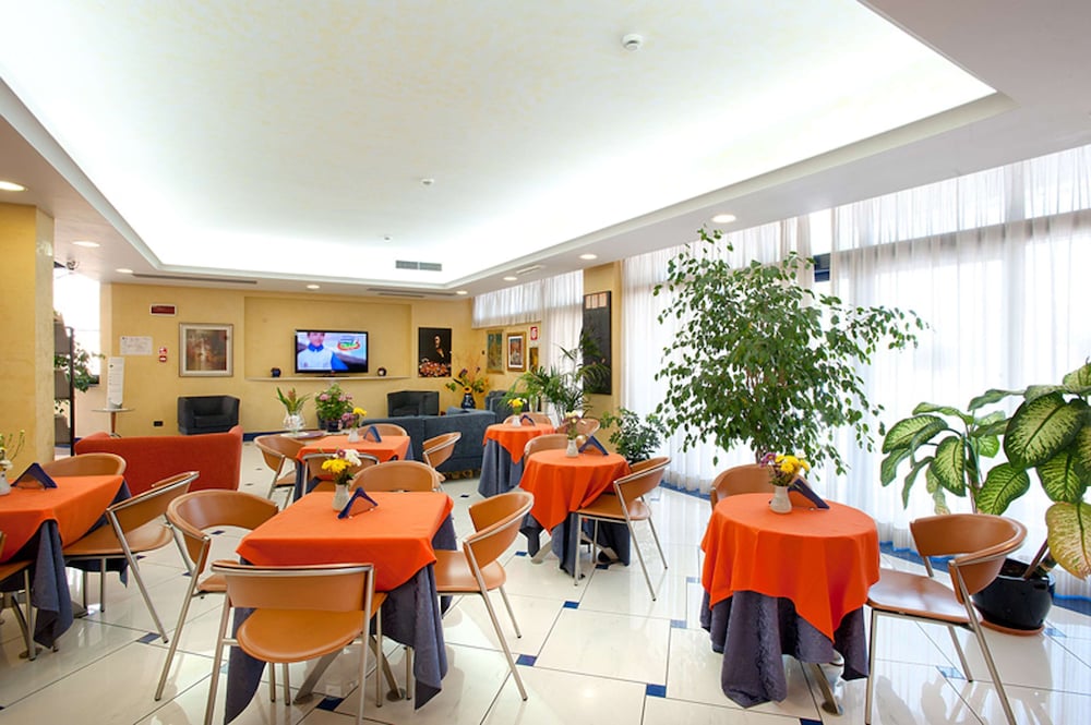 Best Western Blu Hotel Roma 6